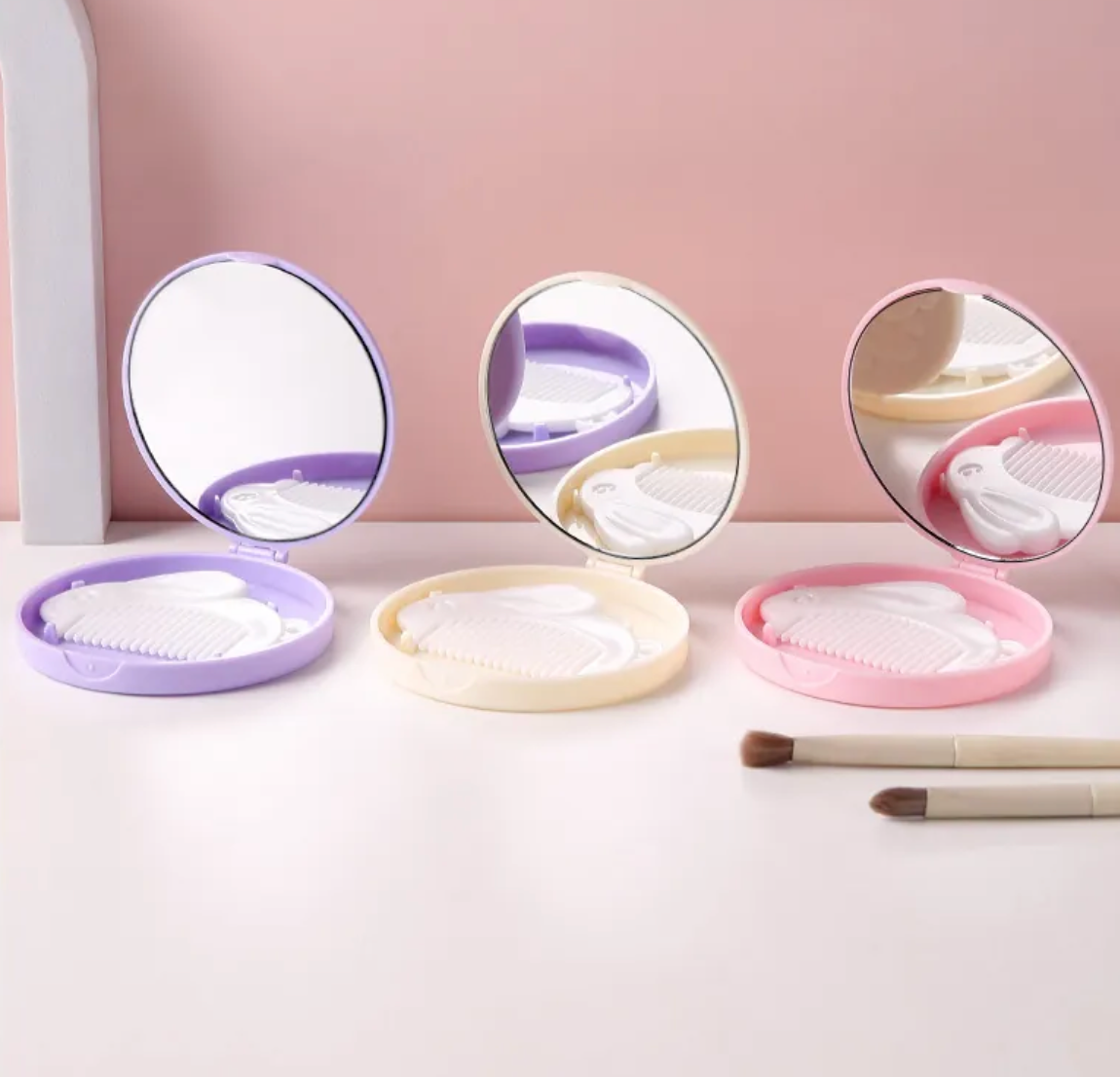Miroir de Poche Kawaii avec Peigne