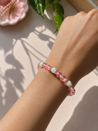 Bracelet Perles de Verre & Breloque Lotus Doré